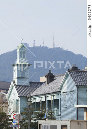 旧出島神学校と稲佐山 6491273