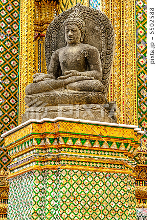 ワット・プラケオの仏像(タイ、バンコク) 6502588