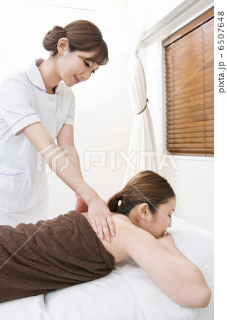 ボディエステの施術 6507648