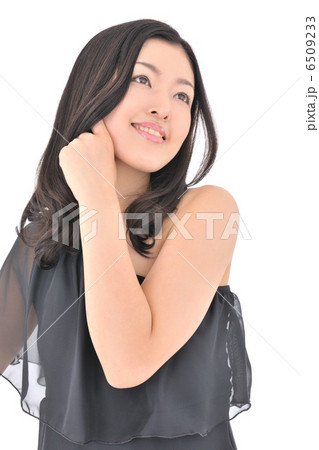若い女性 若い女性 6509233