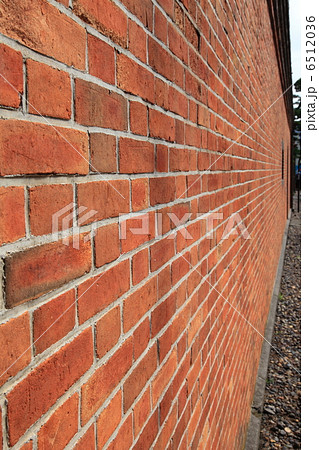 太宰治記念館「斜陽館」 煉瓦塀-金木にて 太宰治記念館「斜陽館」 煉瓦塀-金木にて 6512036