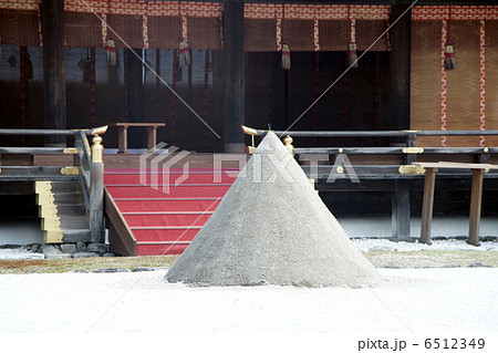 上賀茂神社　盛り砂 6512349
