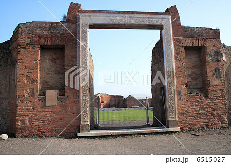 ポンペイの彫刻 6515027