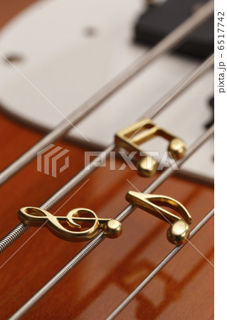 ベースと音符 6517742