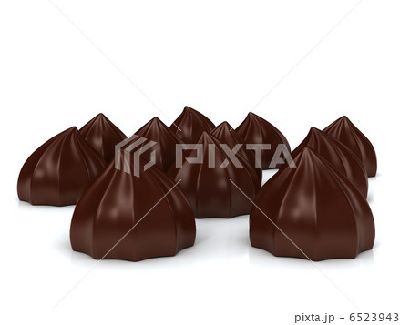 Sweet cakes over white background 6523943