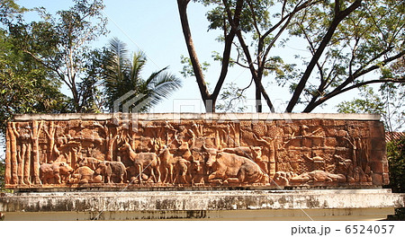 世界遺産　タイ　バンチェン遺跡　国立博物館　レリーフ 6524057