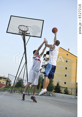 basketball player basketball player 6527216