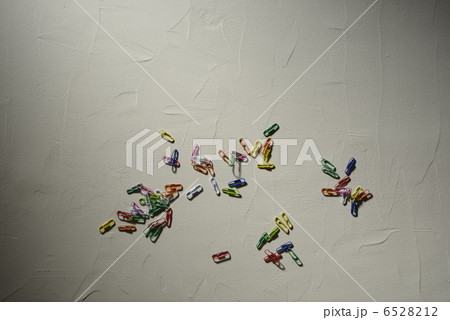 カラークリップ　2 6528212