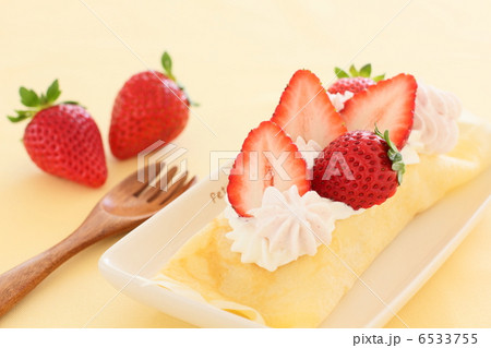 クレープ スイーツ 苺 クレープ スイーツ 苺 6533755