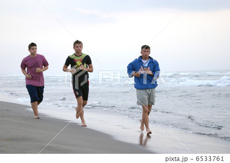 morning jogging with friends morning jogging with friends 6533761
