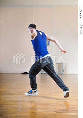 break dance 6536111