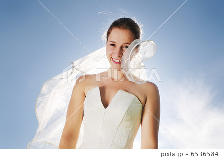 beautiful bride outdoor beautiful bride outdoor 6536584