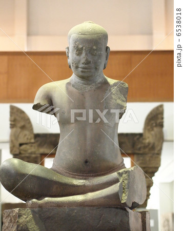 ジャヤーヴァルマン7世像 タイ・ピマーイ遺跡出土 ジャヤーヴァルマン7世像 タイ・ピマーイ遺跡出土 6538018