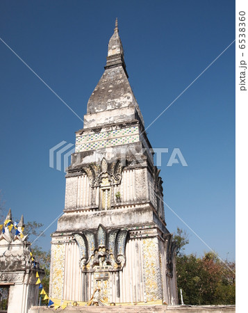 タイ　ウドンタニ近郊　ワット・プラタートブアボック 6538360