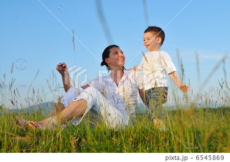 woman child outdoor 6545869