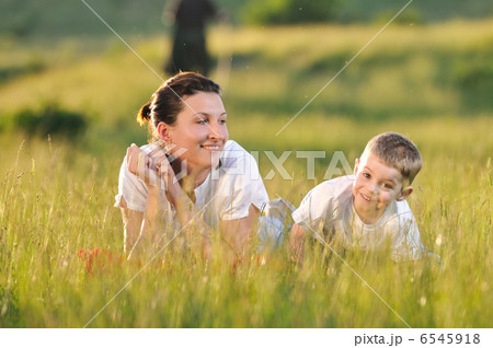 woman child outdoor woman child outdoor 6545918