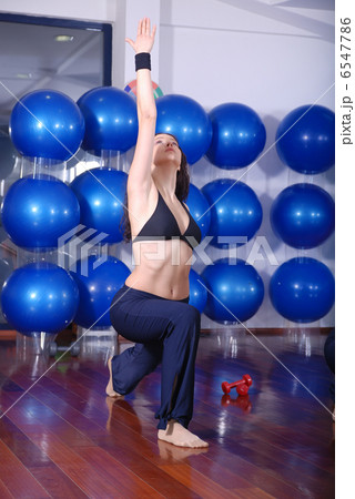 yoga 6547786