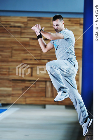 man fitness one man fitness one 6548196