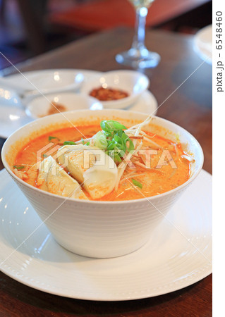 おいしい辛いラーメン おいしい辛いラーメン 6548460