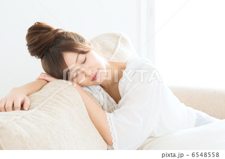 リラックスした女性 リラックスした女性 6548558