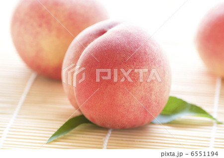 食べごろの桃 食べごろの桃 6551194