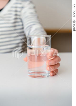 一杯の水 6551377
