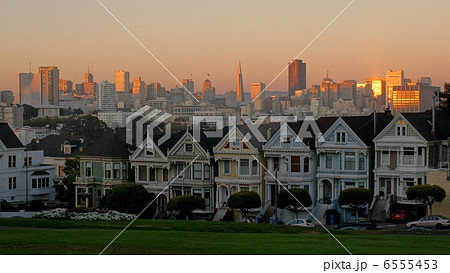 アメリカ　カリフォルニア州　サンフランシスコの夕暮れ 6555453
