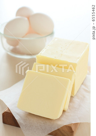 食材　バター　卵 6555462