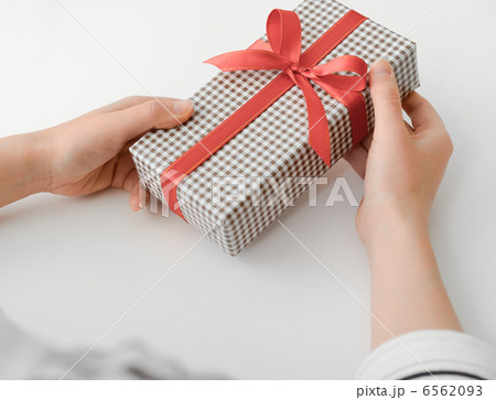 プレゼント プレゼント 6562093