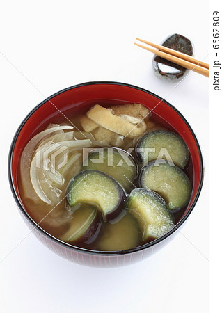 茄子の味噌汁 6562809