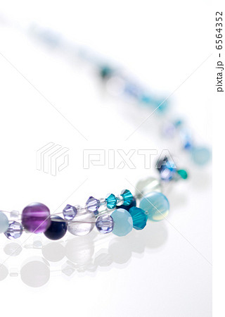 ビーズアクセサリー 6564352