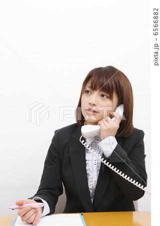 応対中のOL 6566882