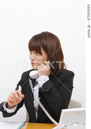 応対中のOL 応対中のOL 6566884