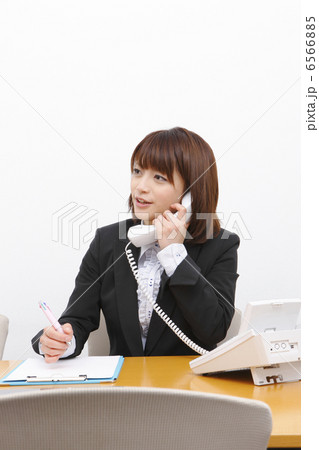 応対中のOL 6566885