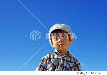 青空と子供 6570709