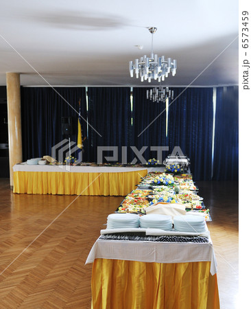 buffet food 6573459