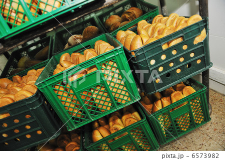bread factory production 6573982