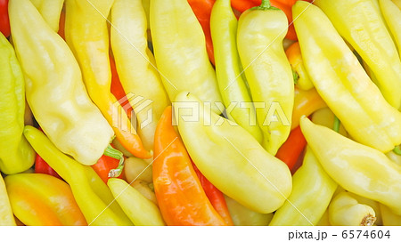 yellow papper background 6574604