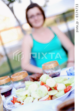 outside lunch 6574733