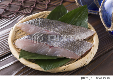 魚料理と切身 6583930