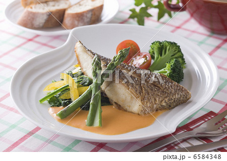 魚料理と切身 6584348