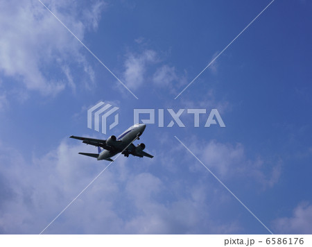 空と飛行機 空と飛行機 6586176
