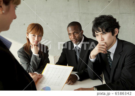 グローバルな人材 グローバルな人材 6586342