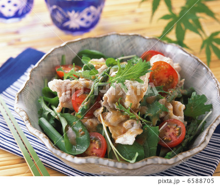 夏の料理 6588705