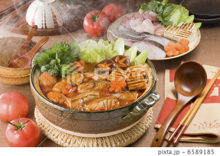 家庭の鍋料理 家庭の鍋料理 6589185