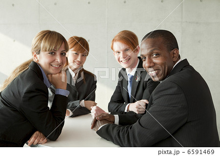 グローバルな人材 6591469