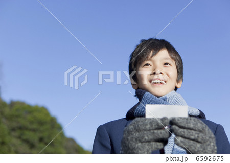 中高生と家族 6592675