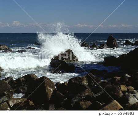 岩と波 6594992