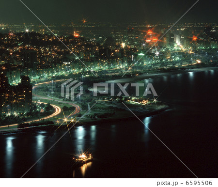 リオ市街　夜景 6595506