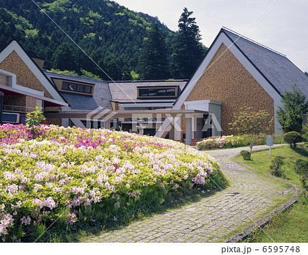 昭和の森会館 6595748